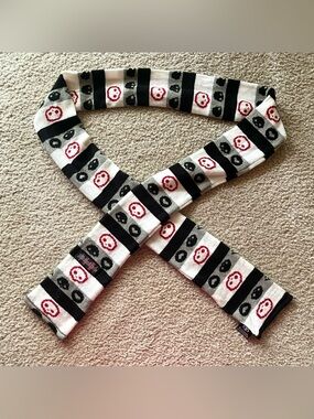 Skelanimals black white striped skull heart scarf